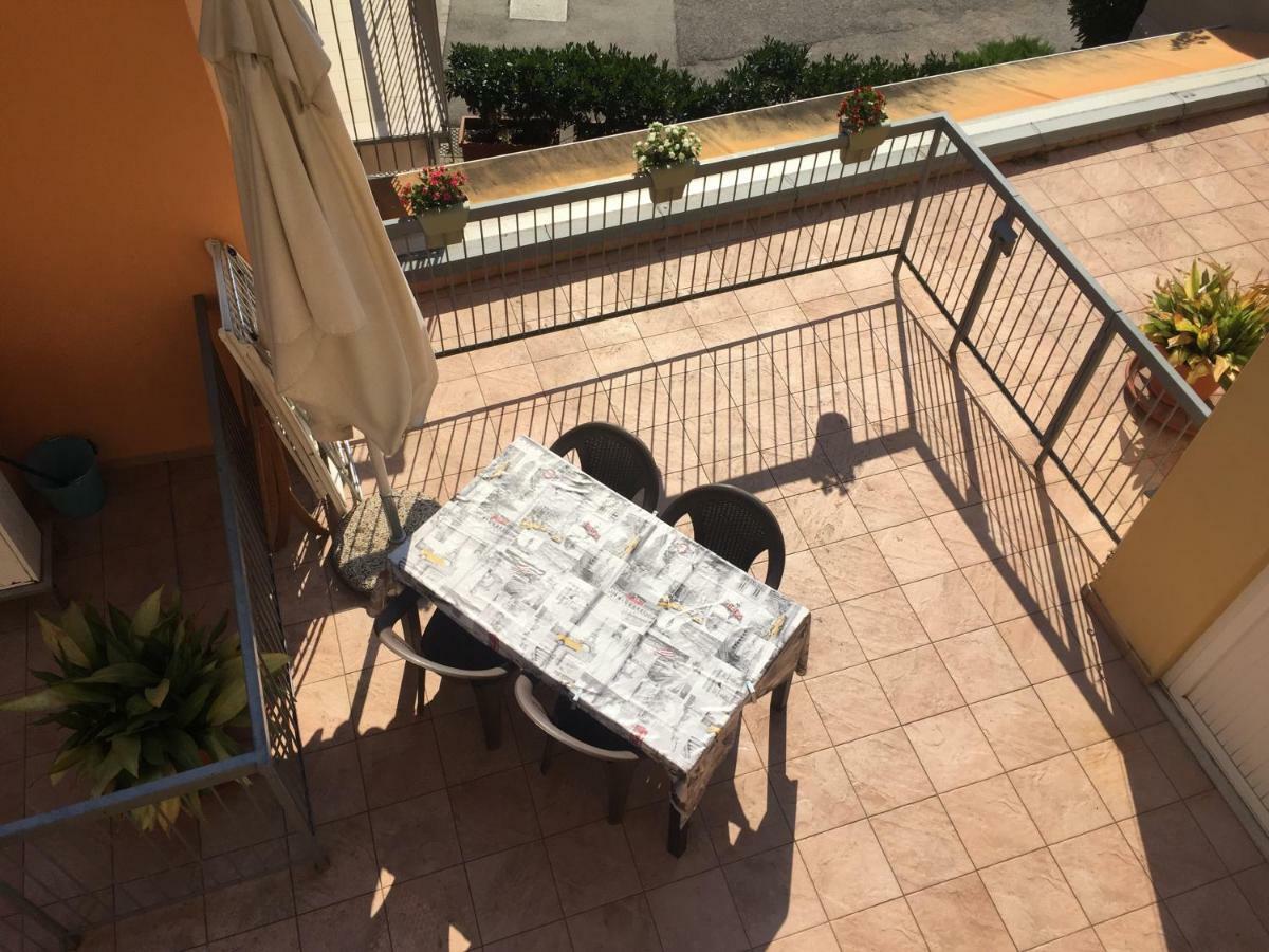 Appartamento Capri Arco Bagian luar foto